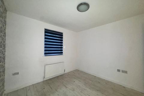 undefined, Flat A,  17 Mill Street, Kirkcaldy
