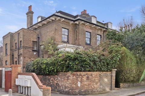 3 bedroom maisonette for sale, Stanlake Villas, London, W12