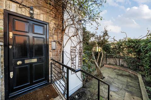 3 bedroom flat for sale, Stanlake Villas, London, W12