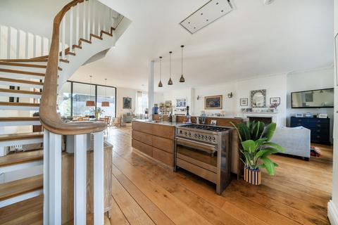 3 bedroom flat for sale, Stanlake Villas, London, W12