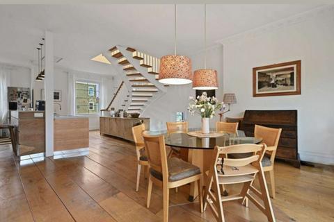 3 bedroom flat for sale, Stanlake Villas, London, W12