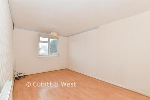 3 bedroom terraced house for sale, Westfield Road, Crawley, West Sussex