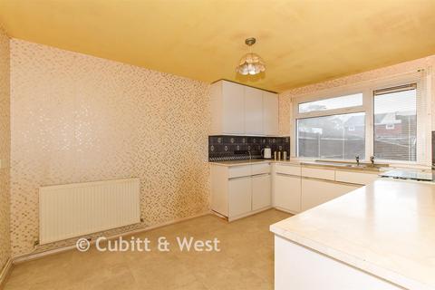 3 bedroom terraced house for sale, Westfield Road, Crawley RH11