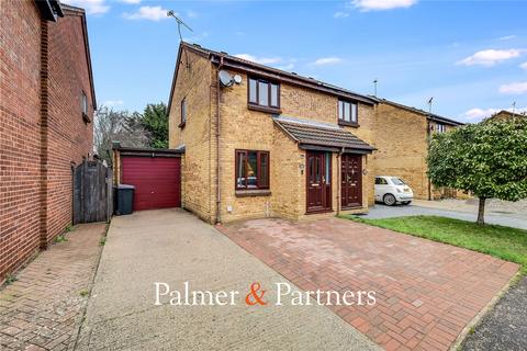 2 bedroom semi-detached house for sale, Beardsley Drive, Essex CM1