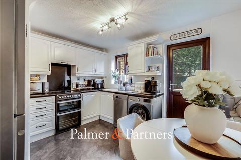 2 bedroom semi-detached house for sale, Beardsley Drive, Essex CM1