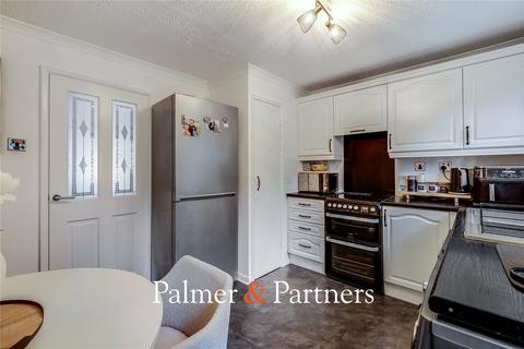 2 bedroom semi-detached house for sale, Beardsley Drive, Essex CM1