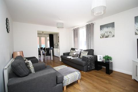 4 bedroom house for sale, Curacao Crescent, Bletchley, Milton Keynes