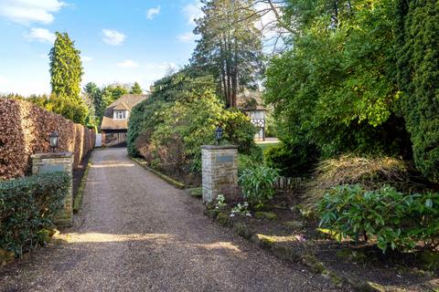 undefined, Ashley Park Avenue, Ashley Park, KT12
