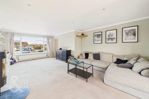4 bedroom detached house for sale, Elm Grove, Garboldisham, Diss