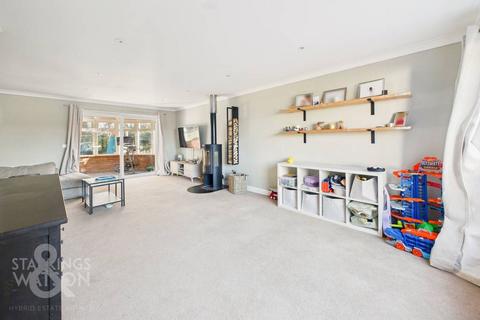 4 bedroom detached house for sale, Elm Grove, Garboldisham, Diss