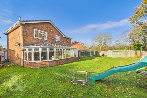 4 bedroom detached house for sale, Elm Grove, Garboldisham, Diss