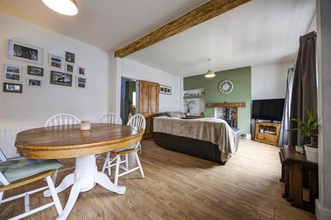 3 bedroom end of terrace house for sale, 38 New Village, Ingleton
