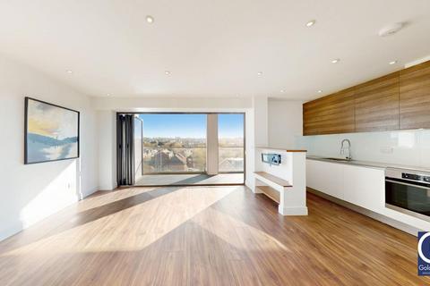2 bedroom apartment for sale, Charlotte Court, East Barnet Road, London, EN4