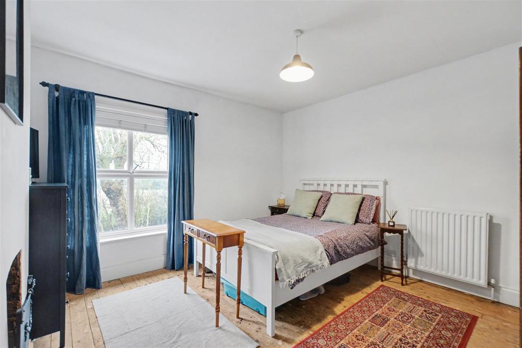 Bedroom 1 1.jpeg