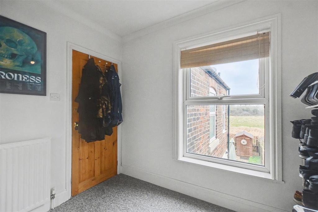 Bedroom 2 2.jpeg