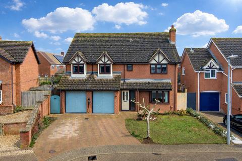 5 bedroom detached house for sale, Elsworth Close, St. Ives, Cambridgeshire, PE27