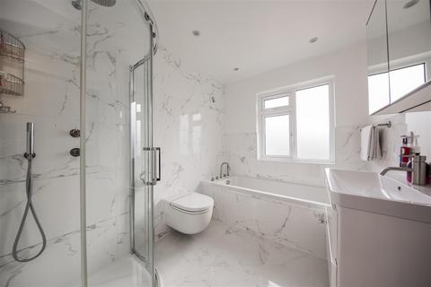 3 bedroom semi-detached house for sale, Maidstone Road, Borough Green TN15