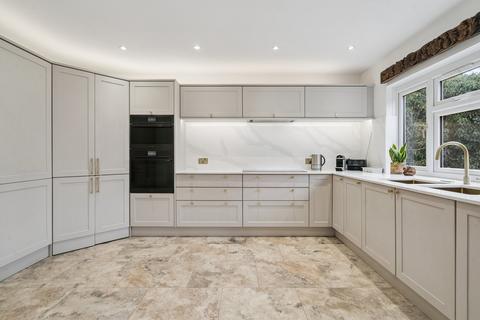 4 bedroom detached house for sale, Wellesley Avenue, Iver SL0
