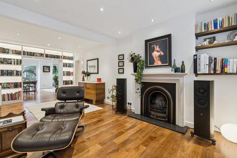 4 bedroom detached house for sale, Wellesley Avenue, Iver SL0