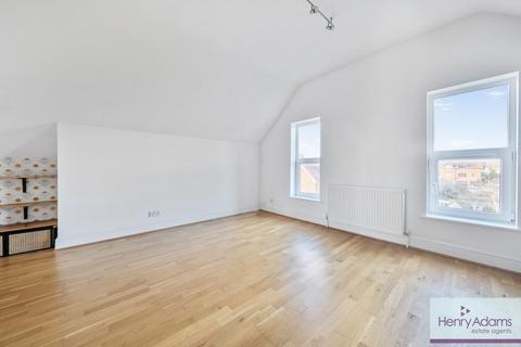 1 bedroom apartment for sale, Station Road, Petersfield, GU32