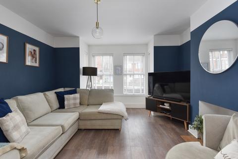 2 bedroom semi-detached house for sale, Radnor Park Road, Folkestone