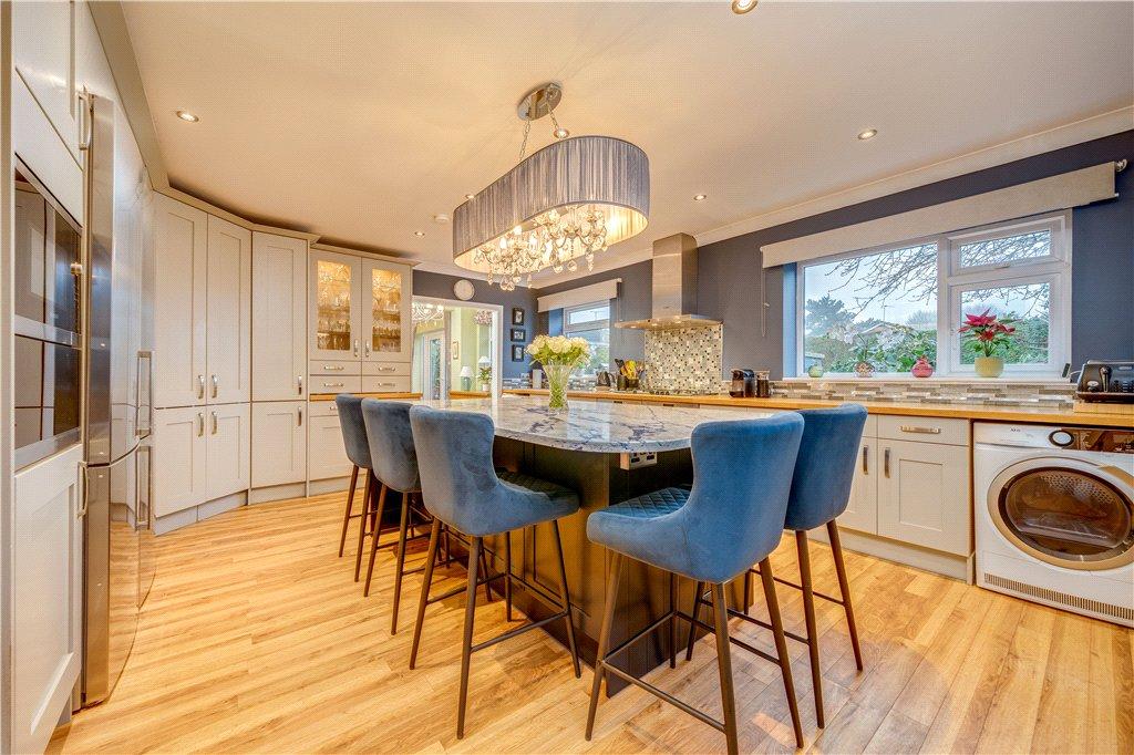 Breakfast/Kitchen