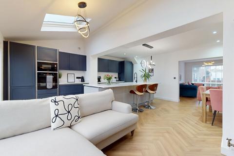 3 bedroom semi-detached house for sale, Bamburgh Avenue, South Shields