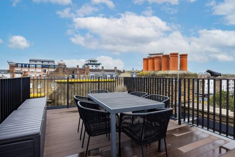 2 bedroom apartment to rent, Cuthbert Street, London, W2