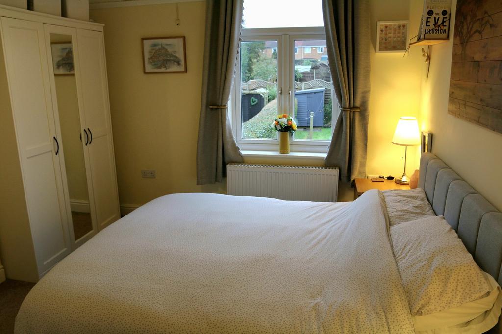 Bedroom 1 Picture 2