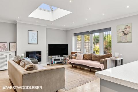 undefined, Beverley Close, Broxbourne EN10