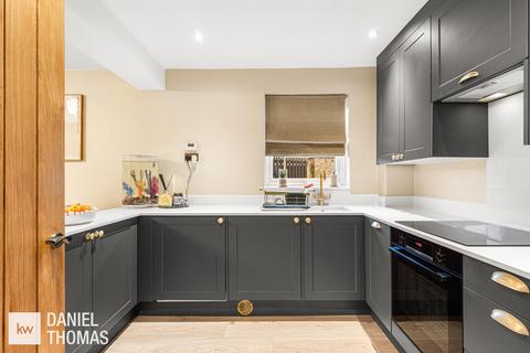 1 bedroom apartment for sale, DANIEL THOMAS | Romeland, Waltham Abbey, EN9 1QZ
