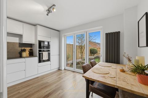 2 bedroom semi-detached house for sale, Warwick Gardens, Hinckley, LE10