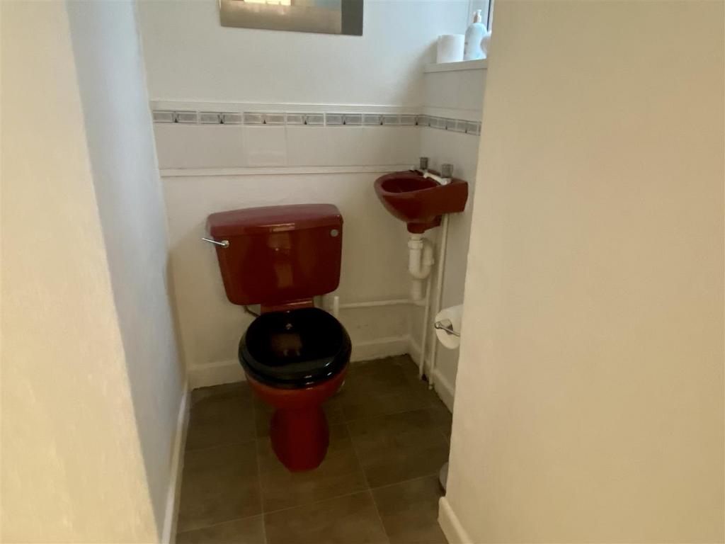 Separate WC