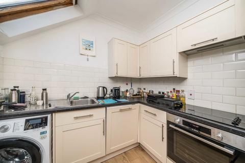 1 bedroom flat for sale, Glamorgan Road, Kingston Upon Thames KT1