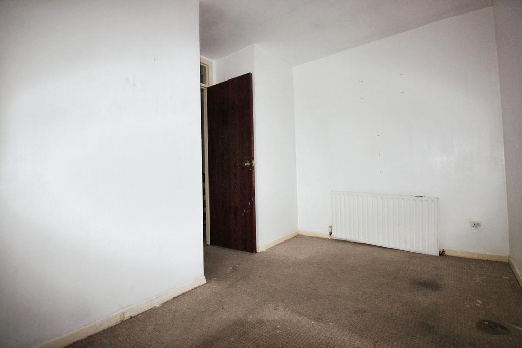 032dcbbf-BEDROOM 202 20 V.JPG