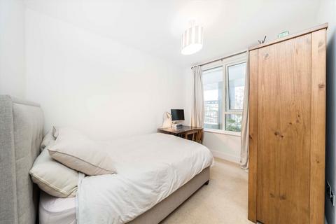 2 bedroom flat for sale, Stockwell Park Walk, London SW9