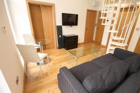 2 bedroom apartment to rent, Murton House, Newcastle Upon Tyne