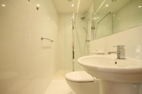 2 bedroom apartment to rent, Murton House, Newcastle Upon Tyne