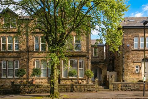 3 bedroom flat for sale, St. Georges Road, Harrogate, North Yorkshire, HG2