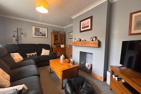 undefined, Llwyncrwn, Pontyates, Llanelli