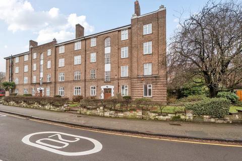 Kingston Upon Thames,  Surrey,  KT2