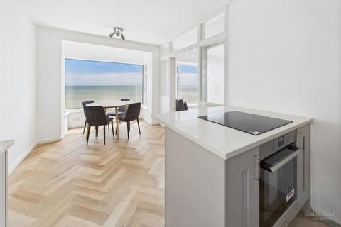 2 bedroom flat for sale, South Cliff, Eastbourne BN20