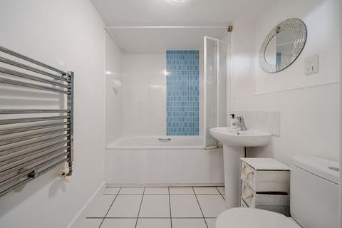undefined, Cobbett Road, Southampton, Hampshire