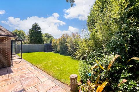 6 bedroom detached house for sale, Broadview Gardens, Worthing BN13
