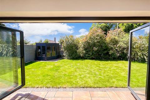 6 bedroom detached house for sale, Broadview Gardens, Worthing BN13