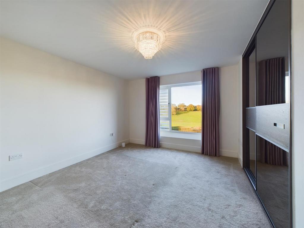 CAM02745 G0-PR0070-STILL003.jpg