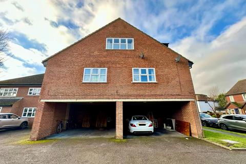1 bedroom flat for sale, Woodfield Close, Ashtead, KT21