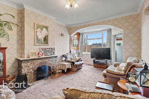 4 bedroom semi-detached bungalow for sale, Candover Road, Hornchurch