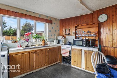 4 bedroom semi-detached bungalow for sale, Candover Road, Hornchurch
