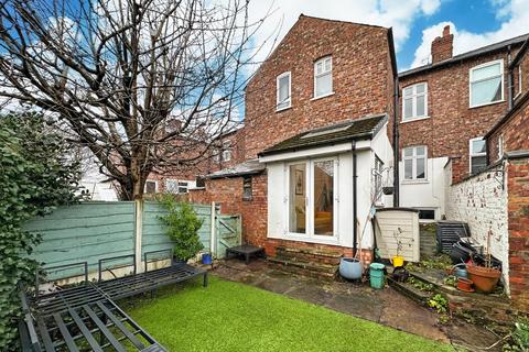 3 bedroom terraced house for sale, Oldfield Road, Altrincham